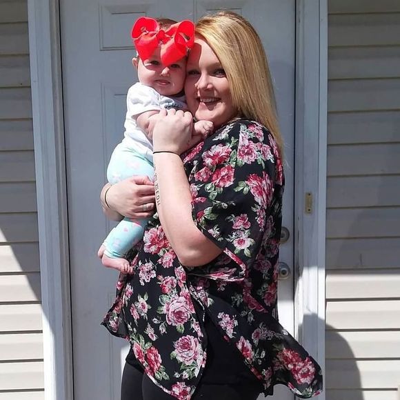 Meet your Posher, Shelly - Picture 1 of 1